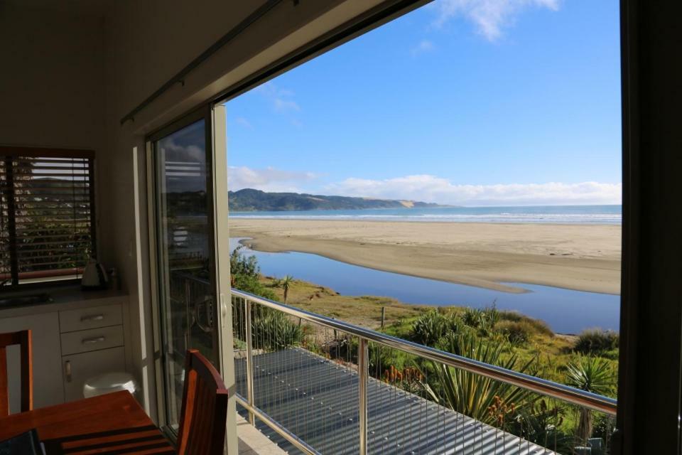 Gems Seaside Lodge Ahipara Exterior foto