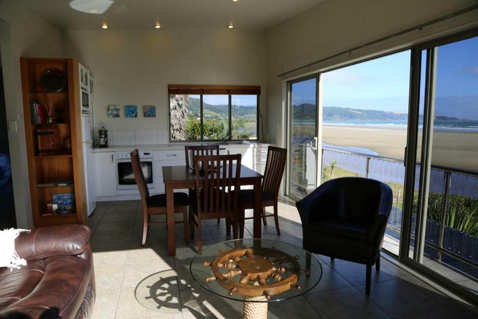 Gems Seaside Lodge Ahipara Exterior foto